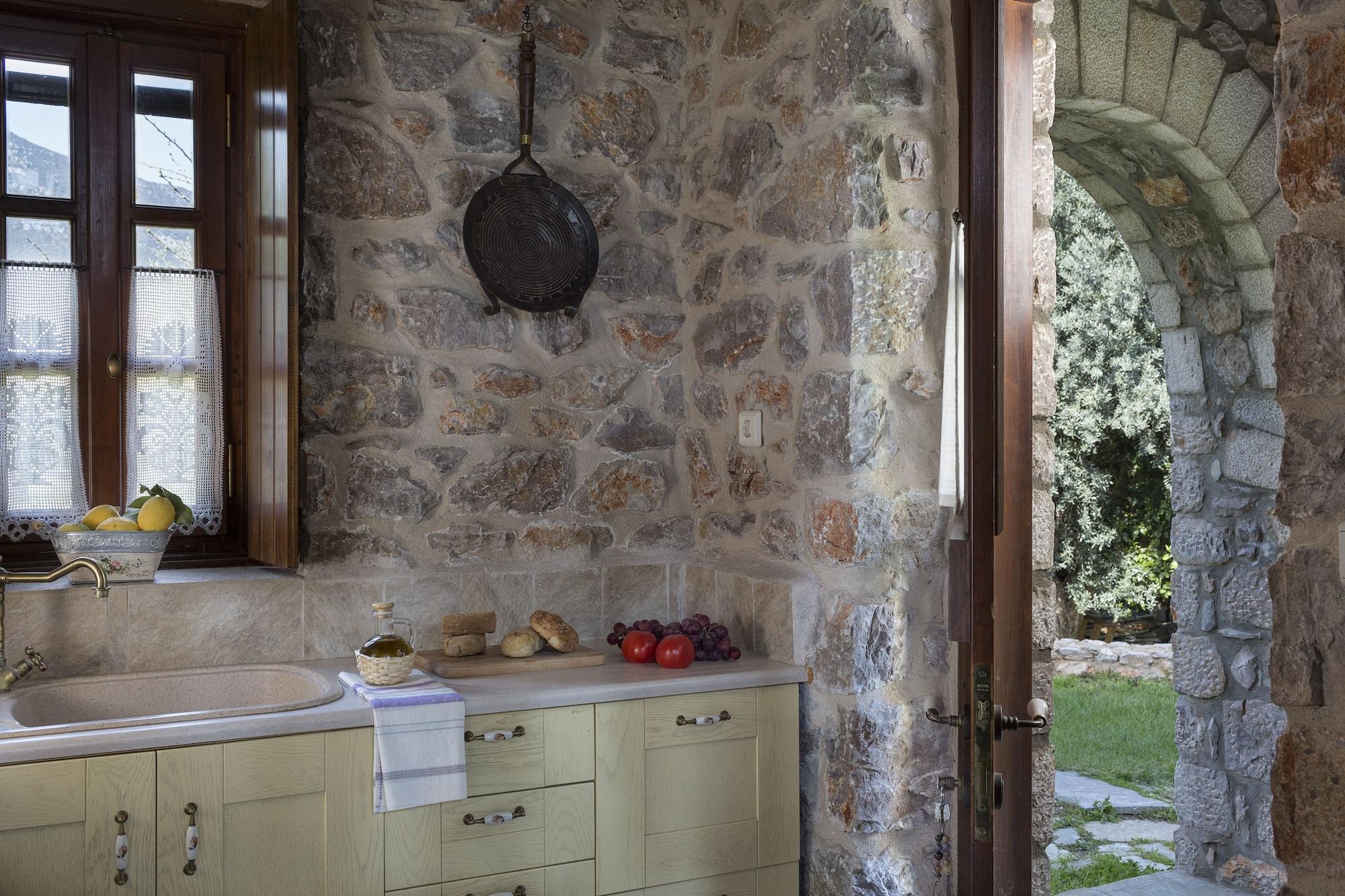 Agroktima Guest House Leonidio Exterior photo